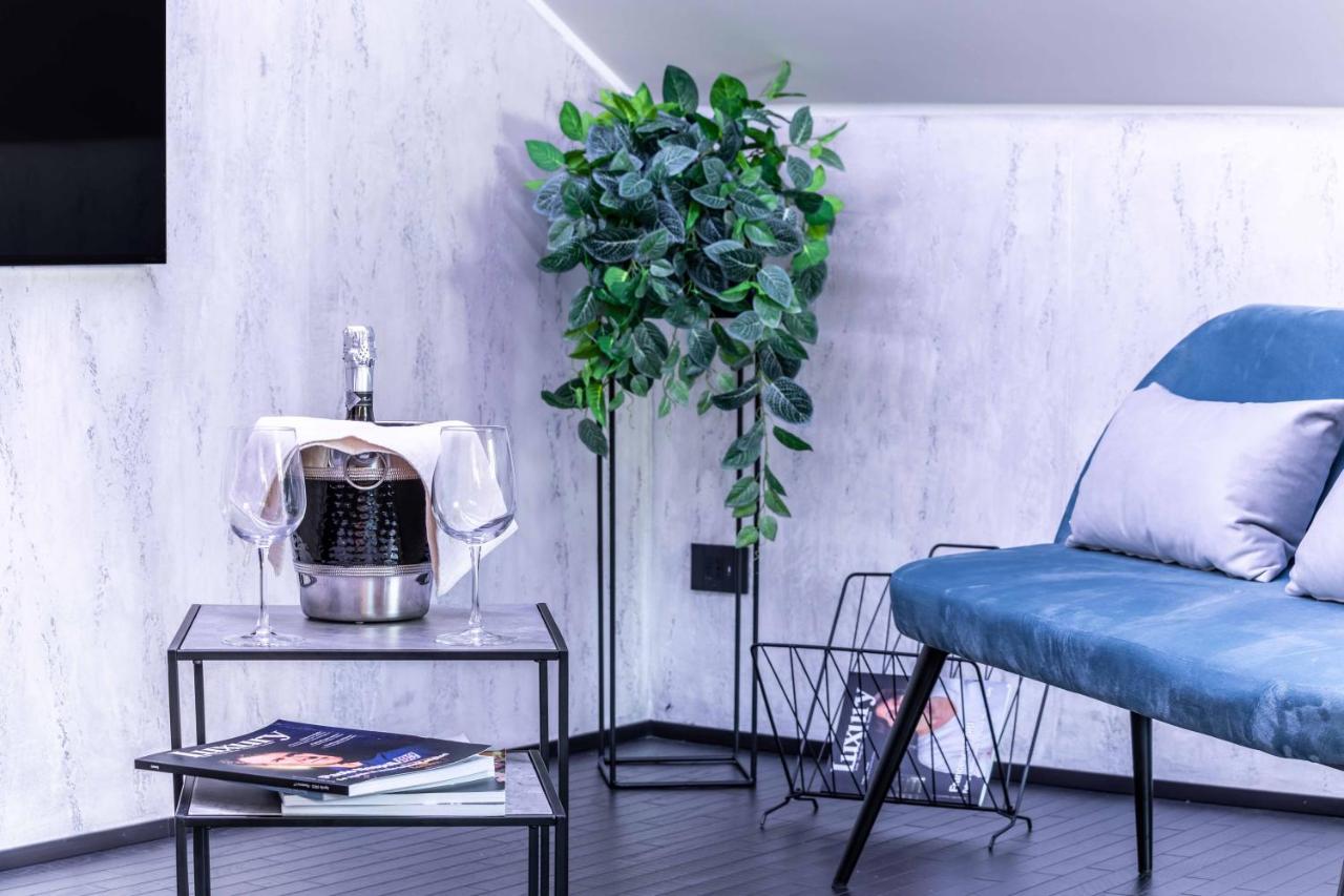 Quadrilatero Della Moda- Luxury Loft In The Heart Of The Fashion District Milan Exterior photo